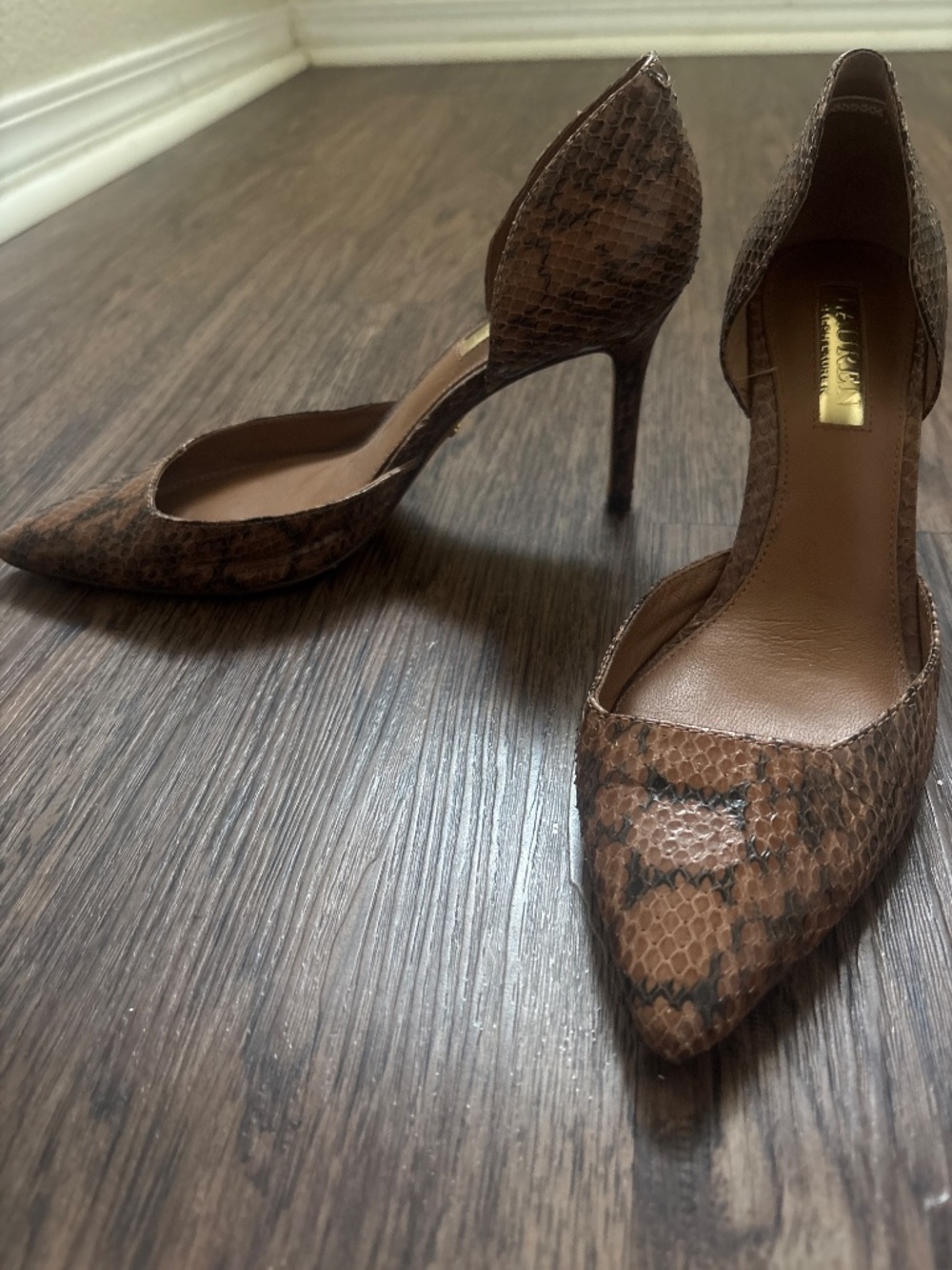 Laruen Ralph Lauren high heels - Picture 2 of 5